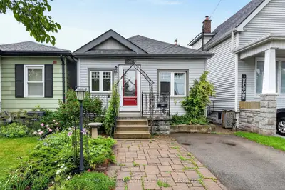 Detached in Hamilton