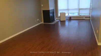 Condo Apartment in London North