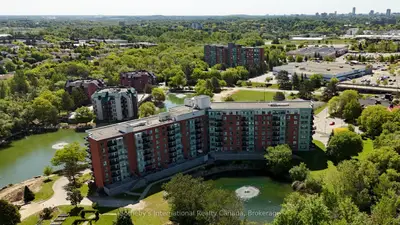 30 Blue Springs Drive 102, Waterloo, On N2j 4t2
