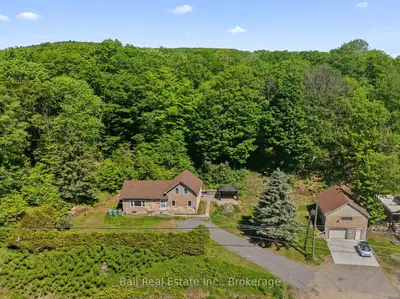 Detached in Bancroft