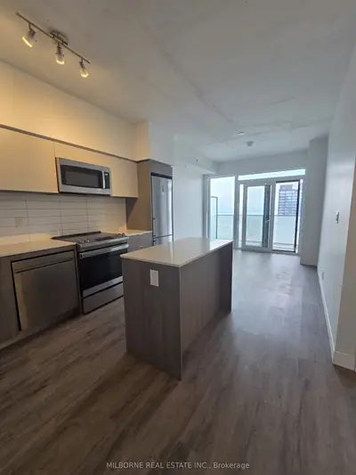 Condo Apartment in Hamilton