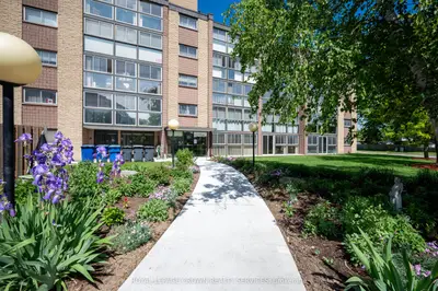 Condo Apartment in Cambridge