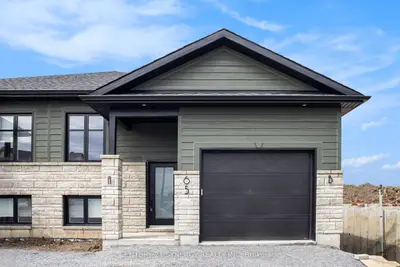 Duplex in North Stormont