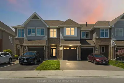 Att/Row/Townhouse in Orleans - Cumberland and Area