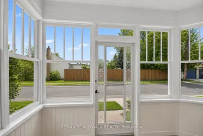 11 Alfred Street, Smiths Falls, On K7a 4h6