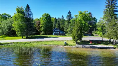 348 Steenburg Lake Road N, Limerick, On K0l 1w0