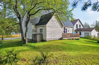 14 Rain Lake Road E, Kearney, On P0a 1m0