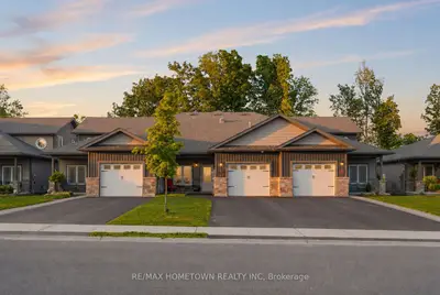 Att/Row/Townhouse in Brockville