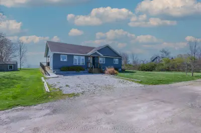 1954 Ocean Boulevard, Chatham-kent, On N0p 2p0