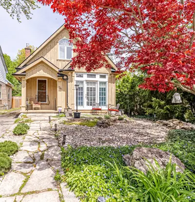 74 Victoria Street, London East, On N6a 2b4