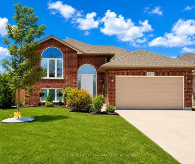 Detached in Petrolia