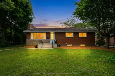 Detached in Kingston