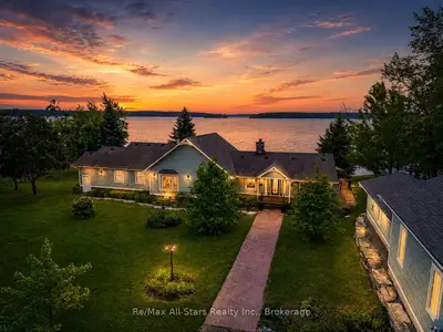 Detached in Trent Lakes