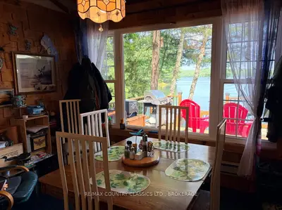 Detached in Frontenac