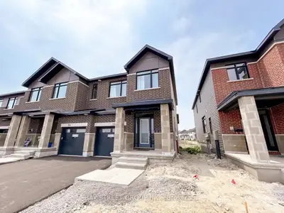 Att/Row/Townhouse in Kanata