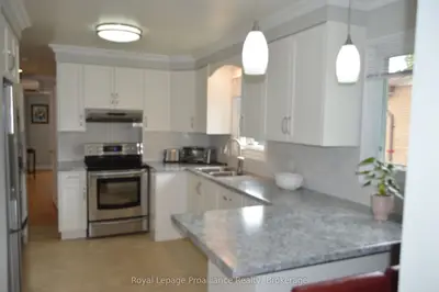 9 Austin Street, Quinte West, On K8v 1z2