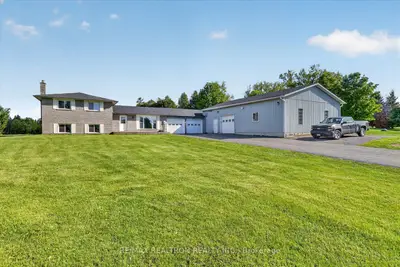 20 Valley View Drive, Cavan Monaghan, On L0a 1l0