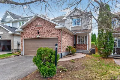 Detached in Kanata