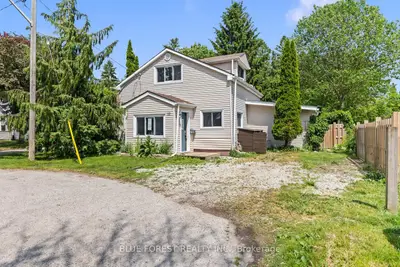 10 Henry Street, St. Thomas, On N5r 3l4