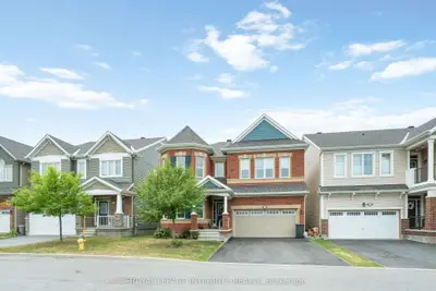 Detached in Barrhaven