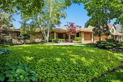 7 Lakegate Drive, Hamilton, On L8e 3t7