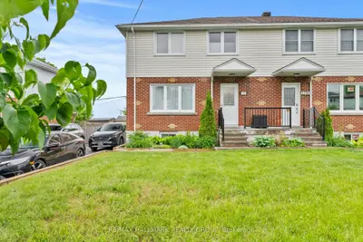 Semi-Detached in Carlington - Central Park