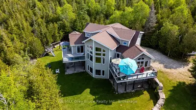 37 Paradise Drive, Northern Bruce Peninsula, On N0h 1w0