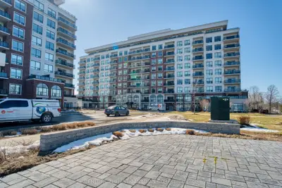 Condo Apartment in London North