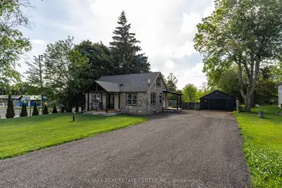 Detached in Hamilton