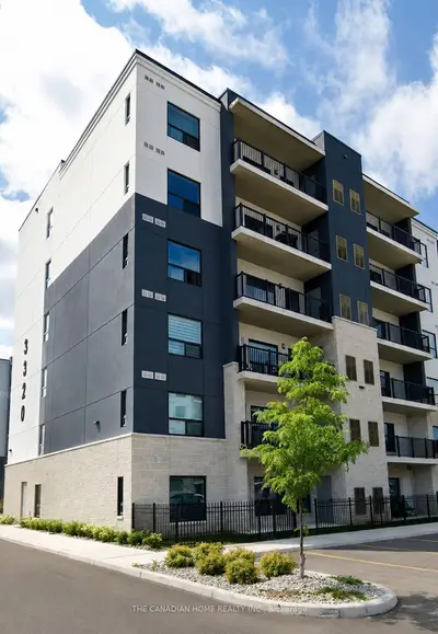 Condo Apartment in Windsor