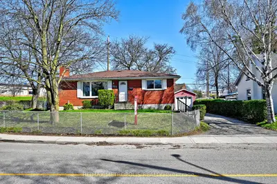 Detached in Cambridge