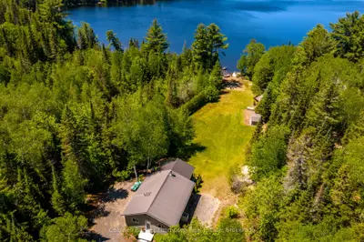 Detached in Kearney