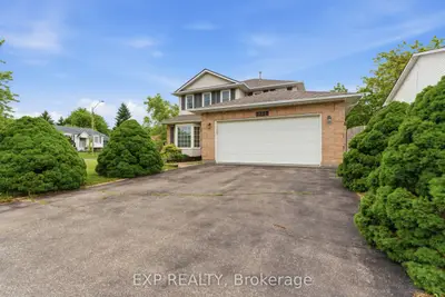 Detached in Fort Erie