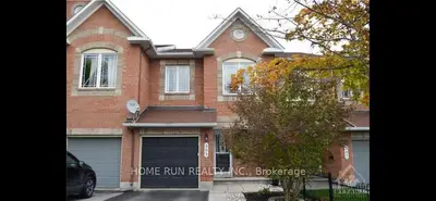 Att/Row/Townhouse in Kanata