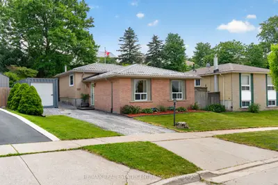 Detached in Hamilton