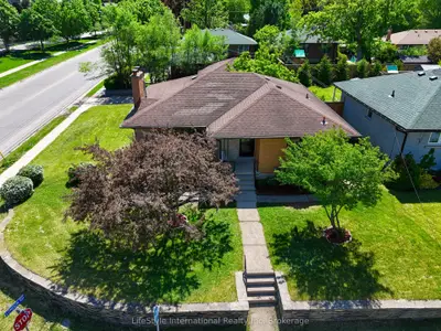 Detached in Guelph