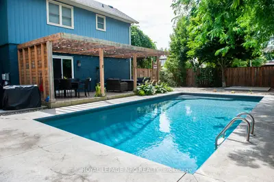 22 Senator Drive, St. Catharines, On L2s 3t3