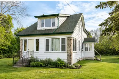 Detached in Quinte West