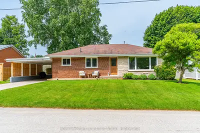 76 Mckibbon Drive, Meaford, On N4l 1c6