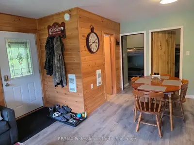 38 Robert Road W, Huntsville, On P1h 2j4