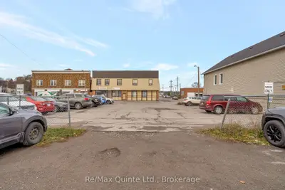 19 Murphy Street, Quinte West, On K8v 4s8