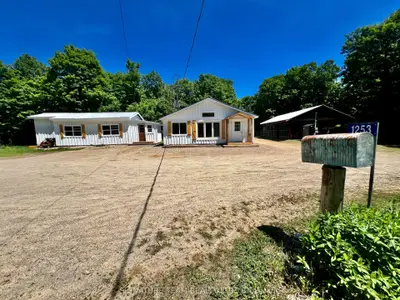 Farm in Frontenac