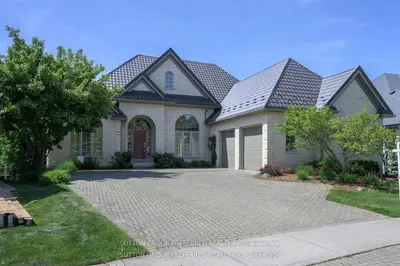 Detached in London North