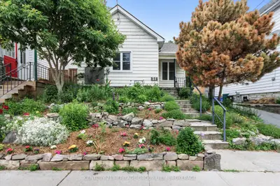 Detached in Kingston