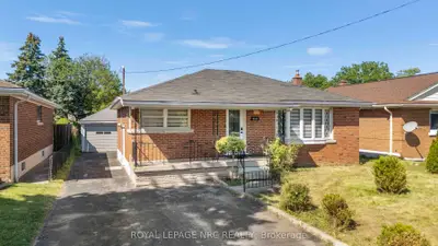 Detached in Hamilton