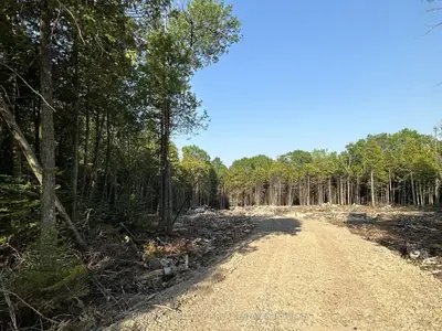 42 Trillium Crossing, Northern Bruce Peninsula, On N0h 1w0