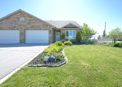 Semi-Detached in Kincardine