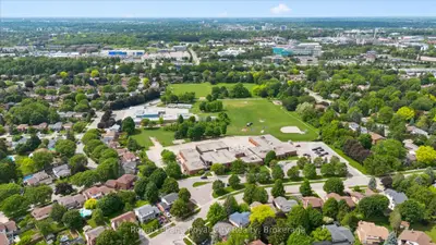 Detached in Guelph