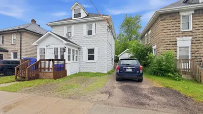Duplex in North Bay
