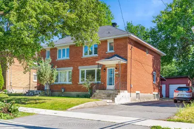 Semi-Detached in Alta Vista and Area